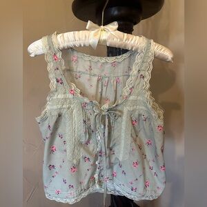 🎀Adorable! Looks Like, Love Shack Fantsy🎀